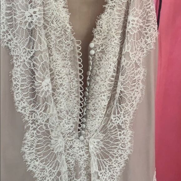 Marisa wedding dress ivory and white lace - Picture 7 of 17